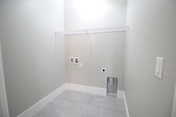 $789,453 | 428 Dawn Drive, Unit 21, Pembroke, NH 03275