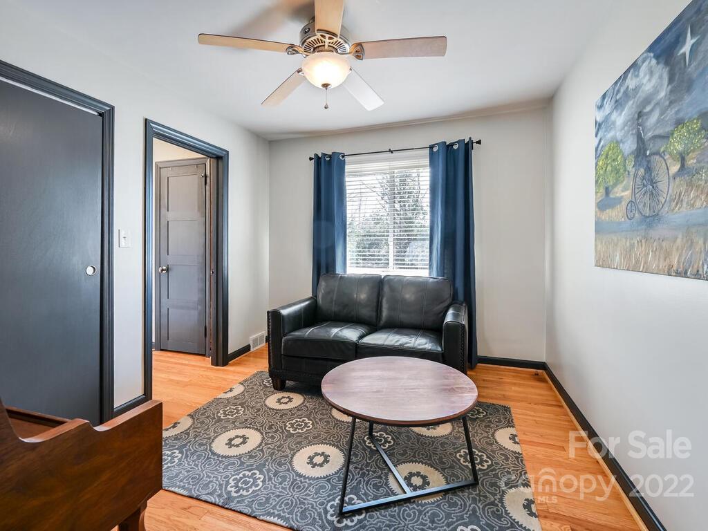 19 Mayfield Road Asheville, NC 28804 - Photo 19 of 31 Gallery Image 19