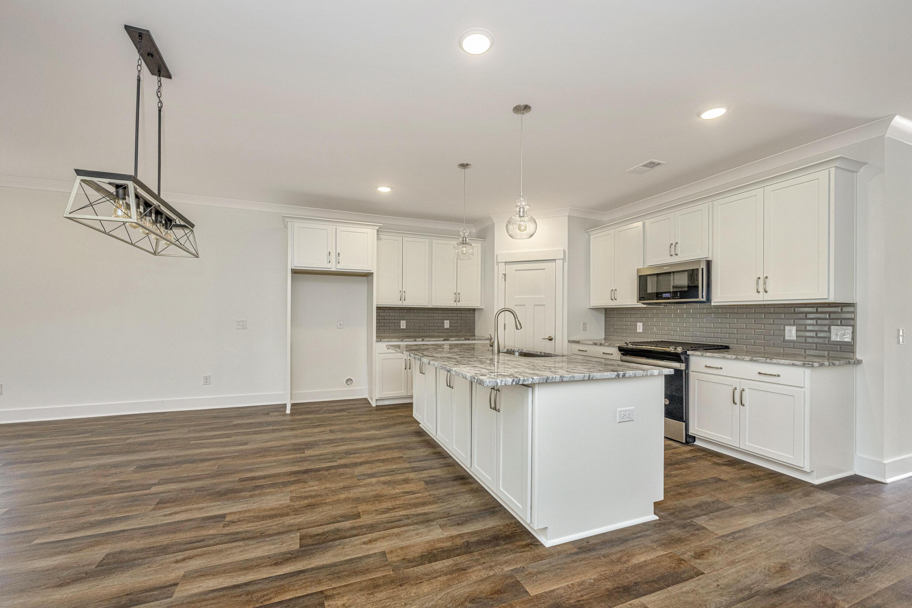 166 Darby Mdw Lane Ridgeville, SC 29472 - Photo 7 of 17 14. 9154729c-580e-489d-baaf-9204882110cd