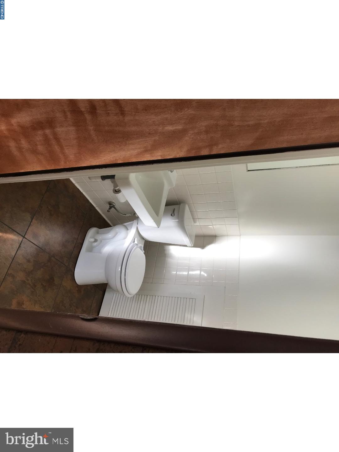 932 Andover Road Lansdale, PA 19446 - Photo 9 of 23 Bathroom
