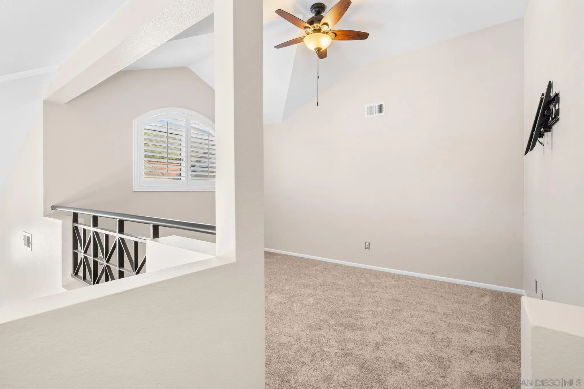 9338 Babauta Road, Unit 78 San Diego, CA 92129 - Photo 9 of 26