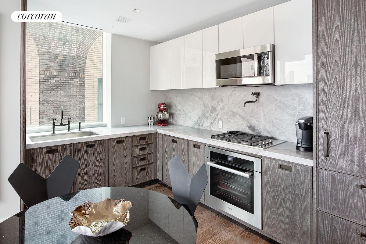 45 East 22nd Street, Unit 21B Manhattan, NY 10010 - Photo 4 of 12