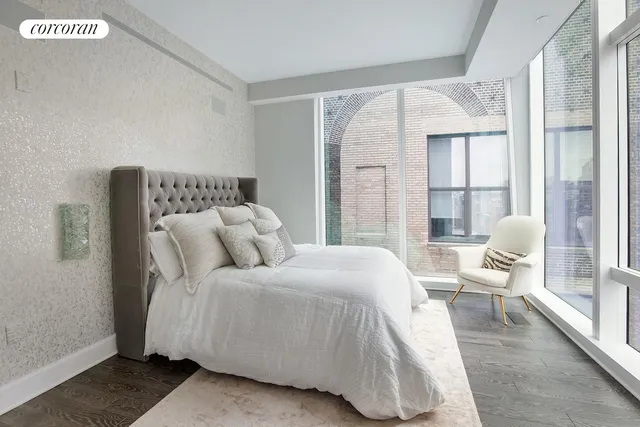 $1,995,000 | 45 East 22nd Street, Unit 21B | Flatiron