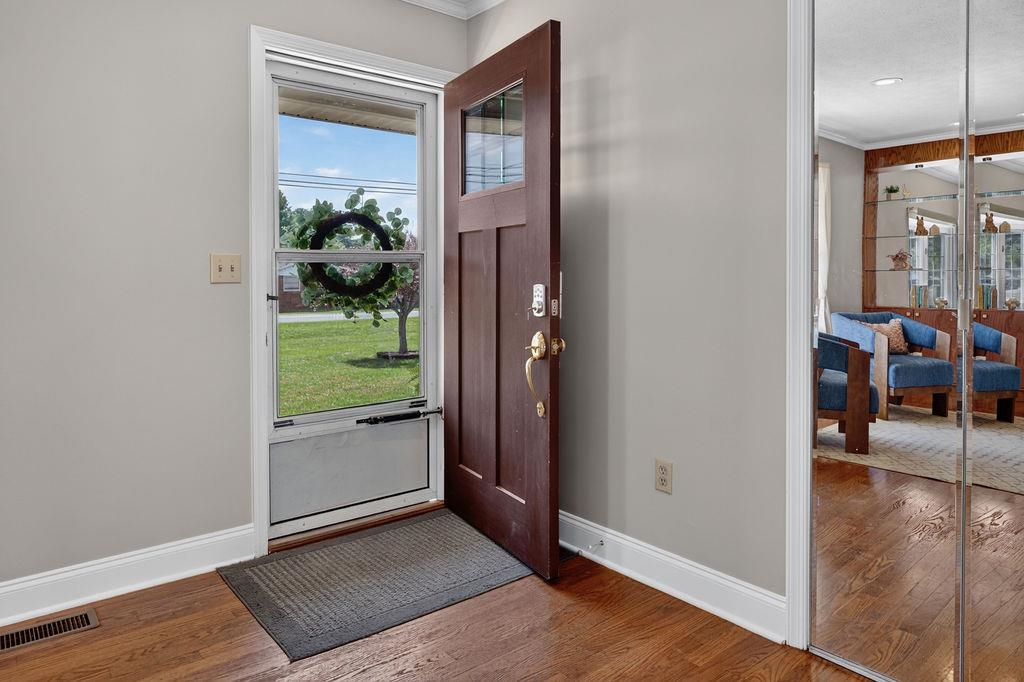 7 Featherstone Drive Lyndhurst, VA 22952 - Photo 4 of 66