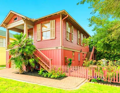 $447,500 | 1411 13th Street, Galveston, TX 77550