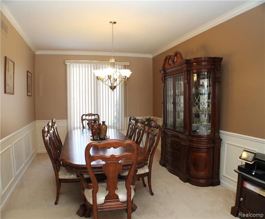 411 Mystic Valley Rochester Hills, MI 48307 - Photo 7 of 30