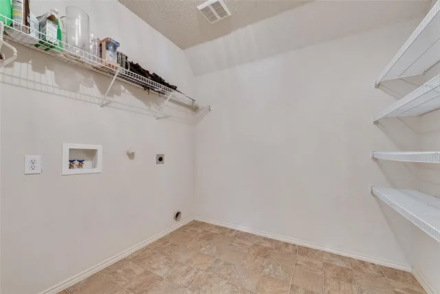 $264,000 | 1623 Withers Way, Krum, TX 76249