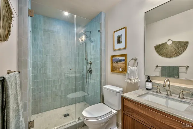 $2,995,000 | 18492 White Oak Drive, Sonoma, CA 95476