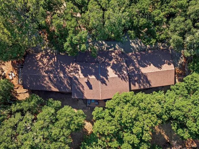 $2,995,000 | 18492 White Oak Drive, Sonoma, CA 95476