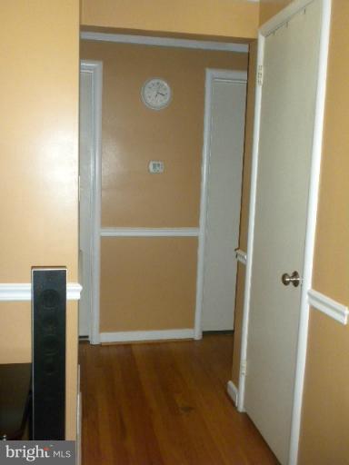 12602 Dean Road Silver Spring, MD 20906 - Photo 3 of 17 Interior (General)