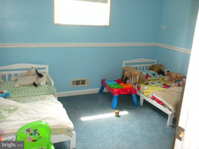 12602 Dean Road Silver Spring, MD 20906 - Photo 6 of 17 Bedroom