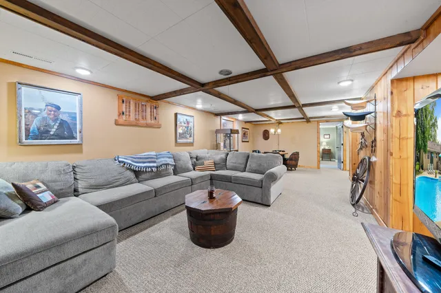 $775,000 | 946 Shabbona Drive, Fontana, WI 53125