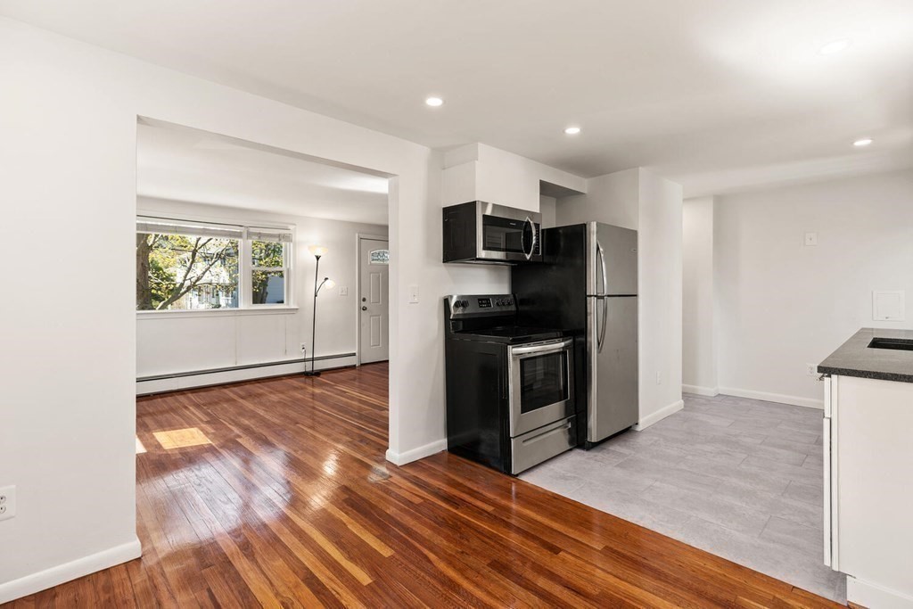 9 George Road, Unit 9 Winchester, MA 01890 - Photo 7 of 25