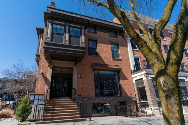 $3,700,000 | 417 Broadway, Saratoga Springs, NY 12866