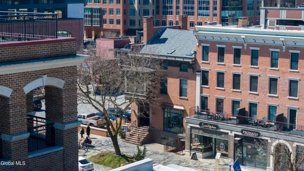 $3,700,000 | 417 Broadway, Saratoga Springs, NY 12866