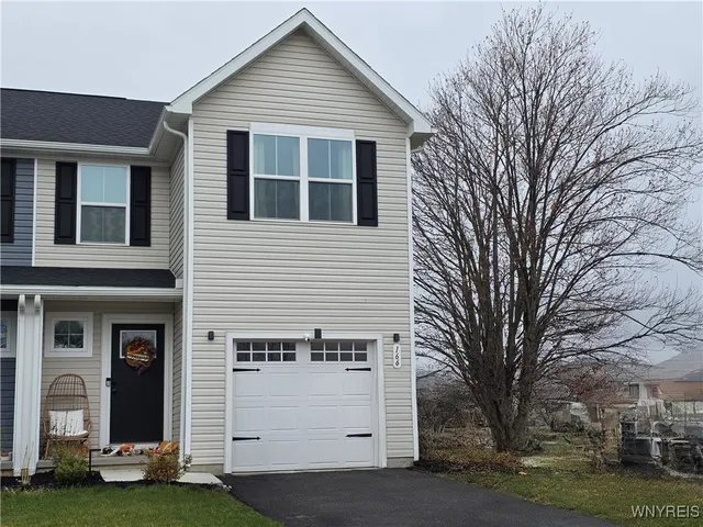 $2,700 | 166 Grant Boulevard, Buffalo, NY 14218