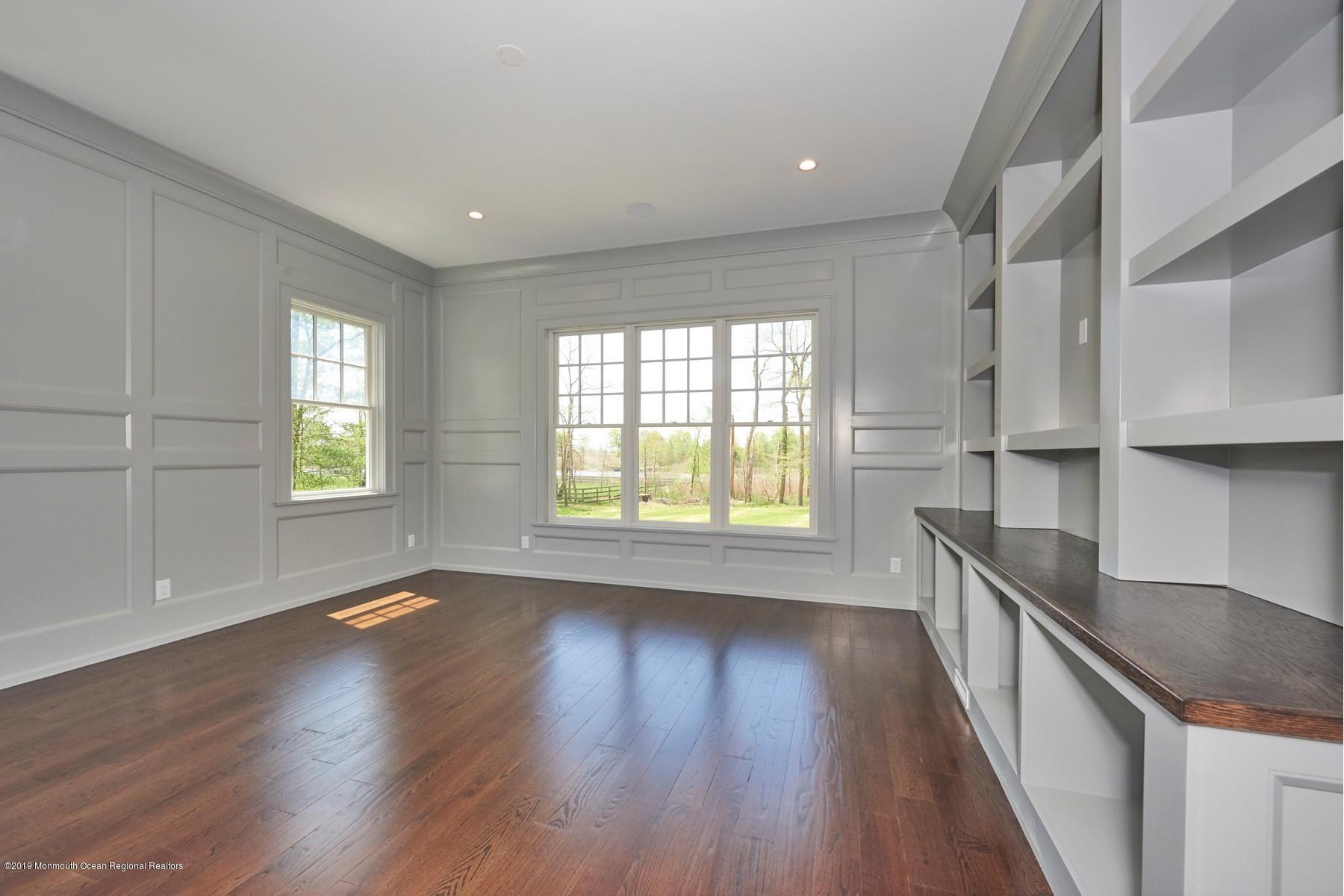 22 Conover Lane Rumson, NJ 07760 - Photo 11 of 25 Office