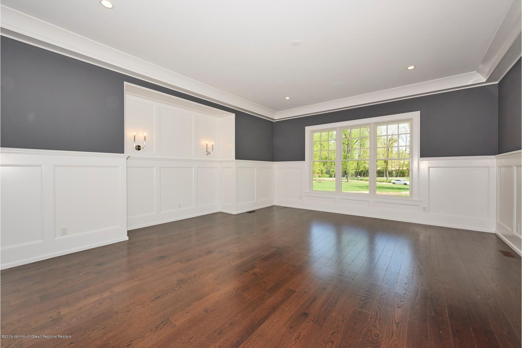 22 Conover Lane Rumson, NJ 07760 - Photo 8 of 25 Formal Dining Room