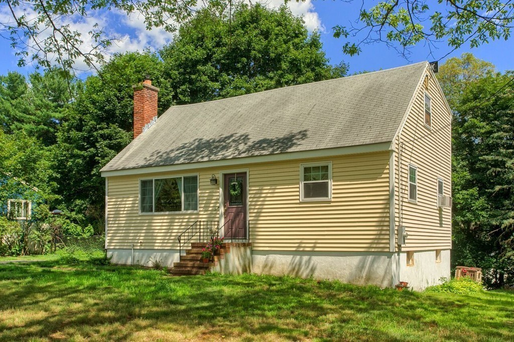 3 Stratton Drive Hudson, MA 01749 - Photo 3 of 30 Gallery Image 3