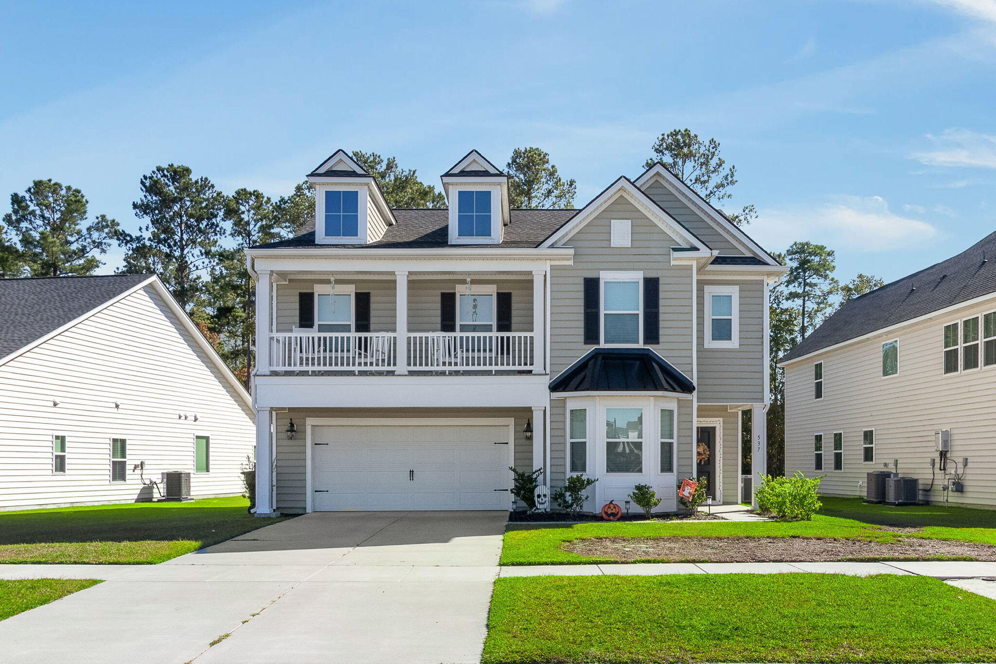 537 Yellow Leaf Lane Summerville, SC 29486 - Photo 1 of 46 1-web-or-mls-Barclay Media Co -2