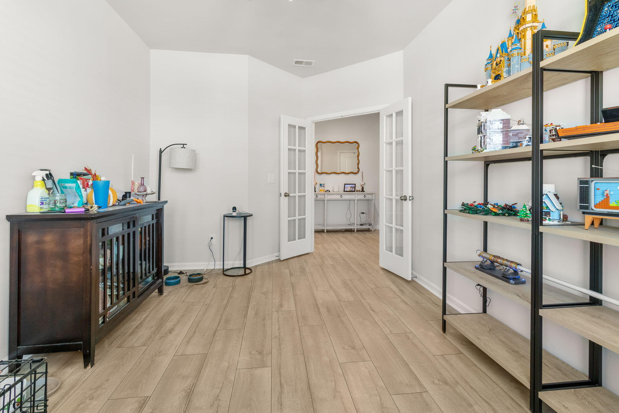 537 Yellow Leaf Lane Summerville, SC 29486 - Photo 16 of 46 16-web-or-mls-Barclay Media Co -17