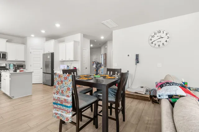 $2,625 | 537 Yellow Leaf Lane, Summerville, SC 29486