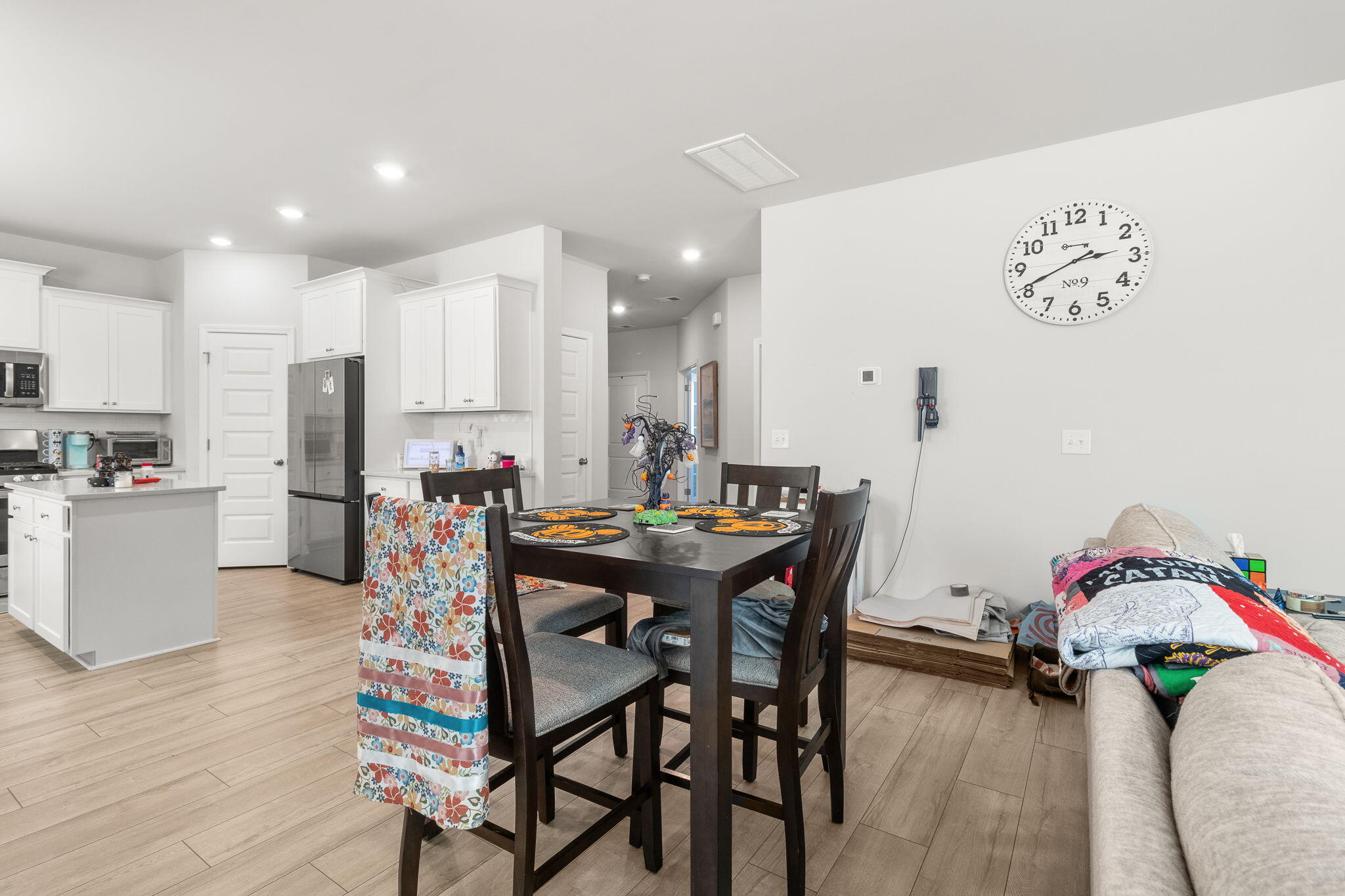 537 Yellow Leaf Lane Summerville, SC 29486 - Photo 25 of 46 25-web-or-mls-Barclay Media Co -26