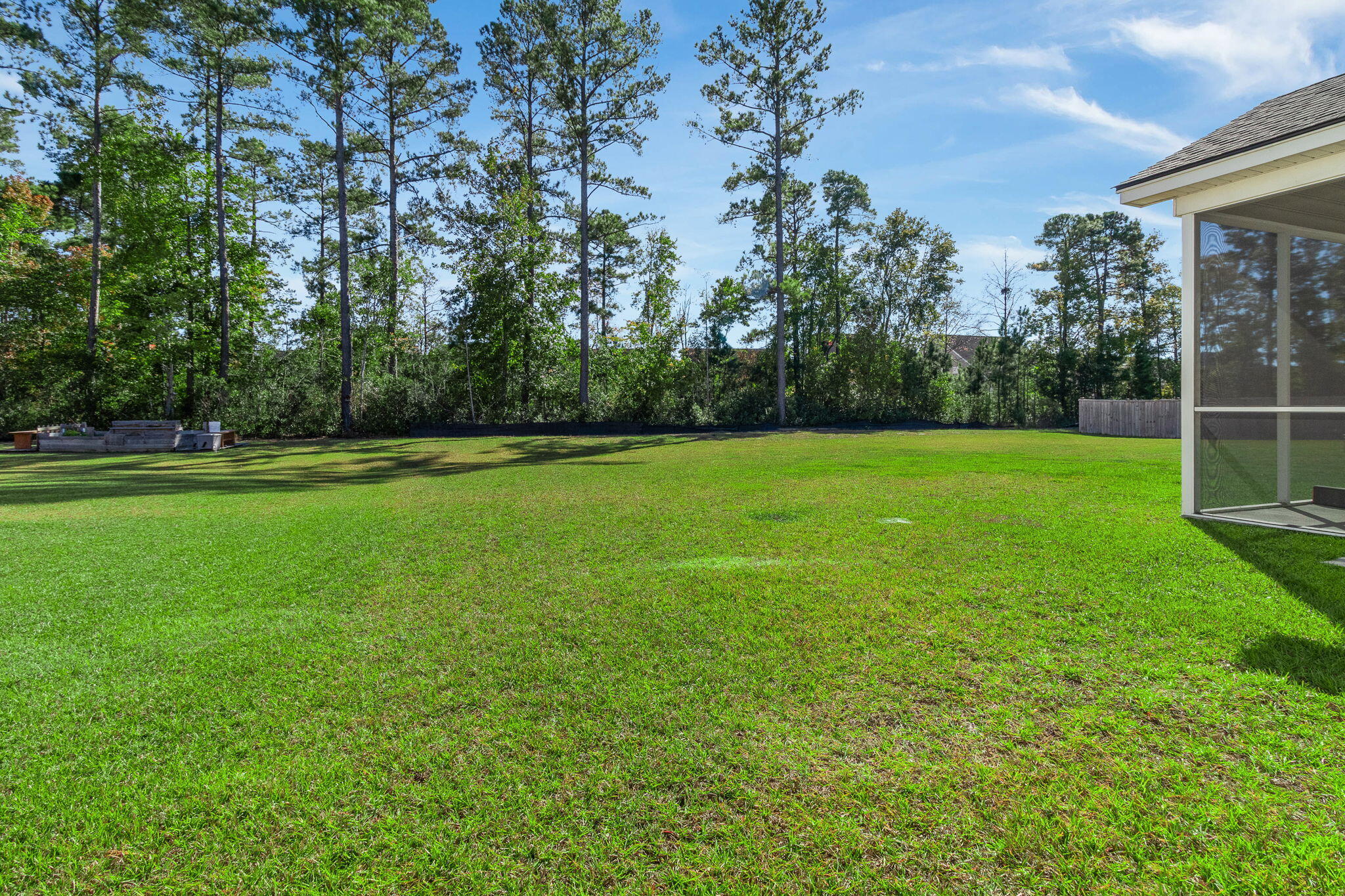 537 Yellow Leaf Lane Summerville, SC 29486 - Photo 7 of 46 7-web-or-mls-Barclay Media Co -8
