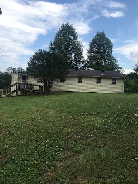 7425 Harper Road Hixson, TN 37343 - Photo 4 of 28 IMG_2364