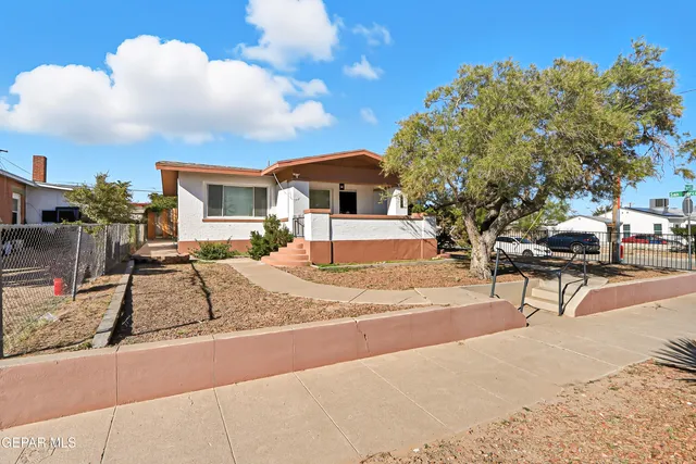 a view of a basketball court