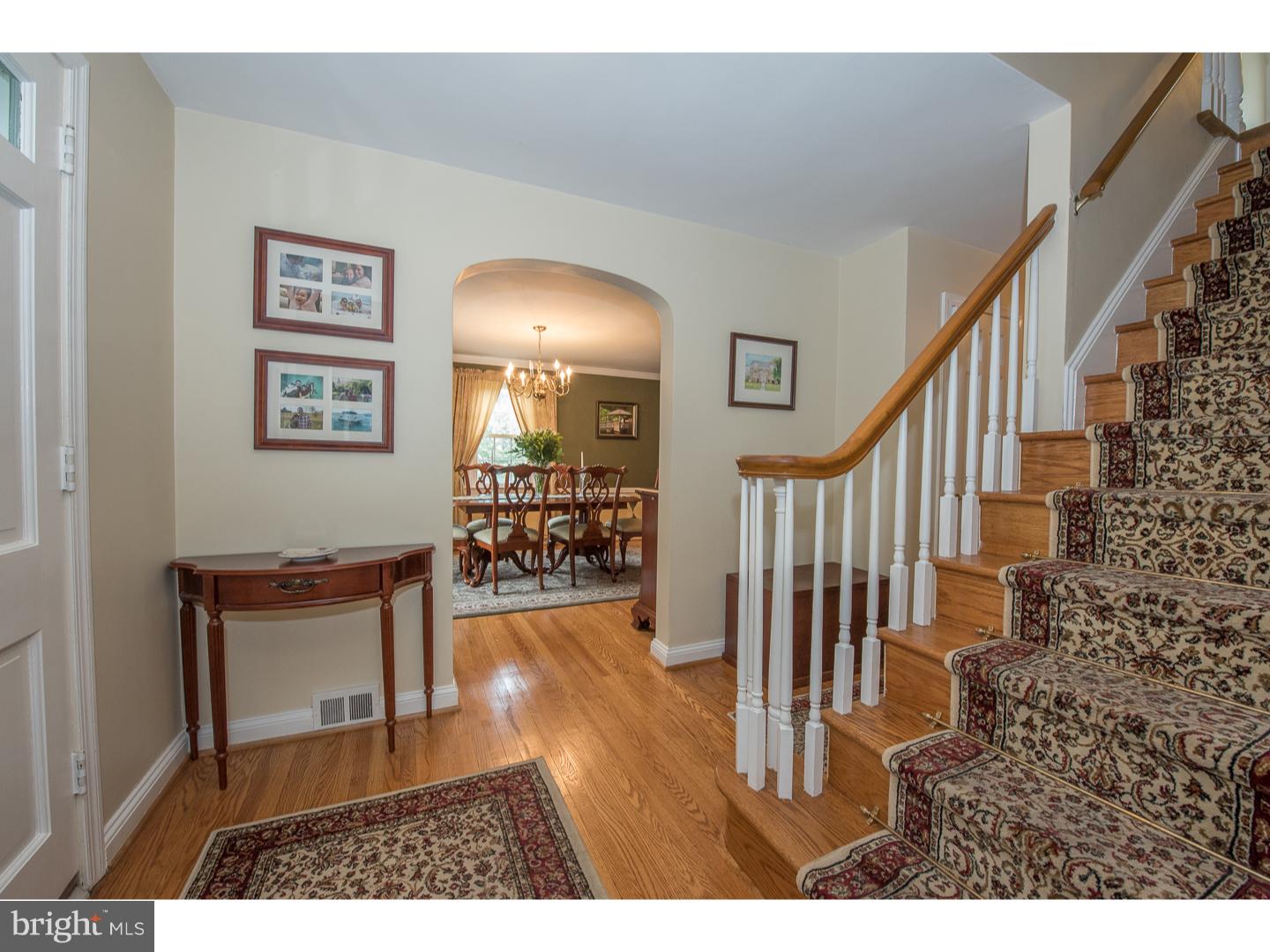 545 Andrew Road Springfield, PA 19064 - Photo 3 of 25 Hallway