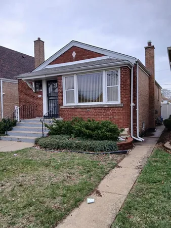 $329,900 | 8025 South Sacramento Avenue, Chicago, IL 60652