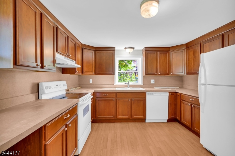 425 Powerville Road Boonton, NJ 07005 - Photo 5 of 37