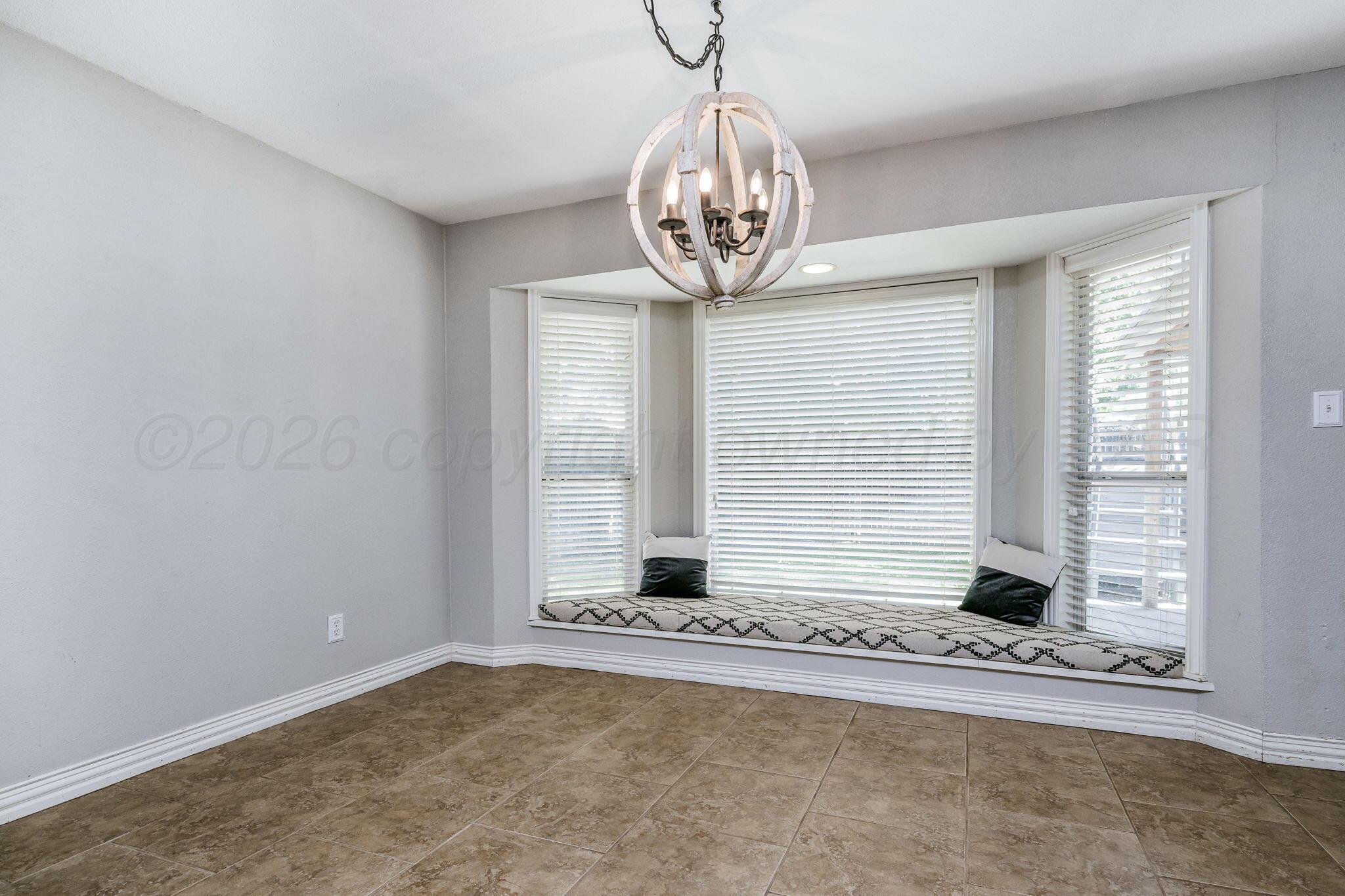 6527 Garwood Road Amarillo, TX 79109 - Photo 8 of 29 6527 Garwood Rd 14