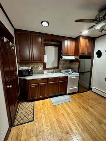 $1,650 | 2576 Parkview Place, Baldwin, NY 11510