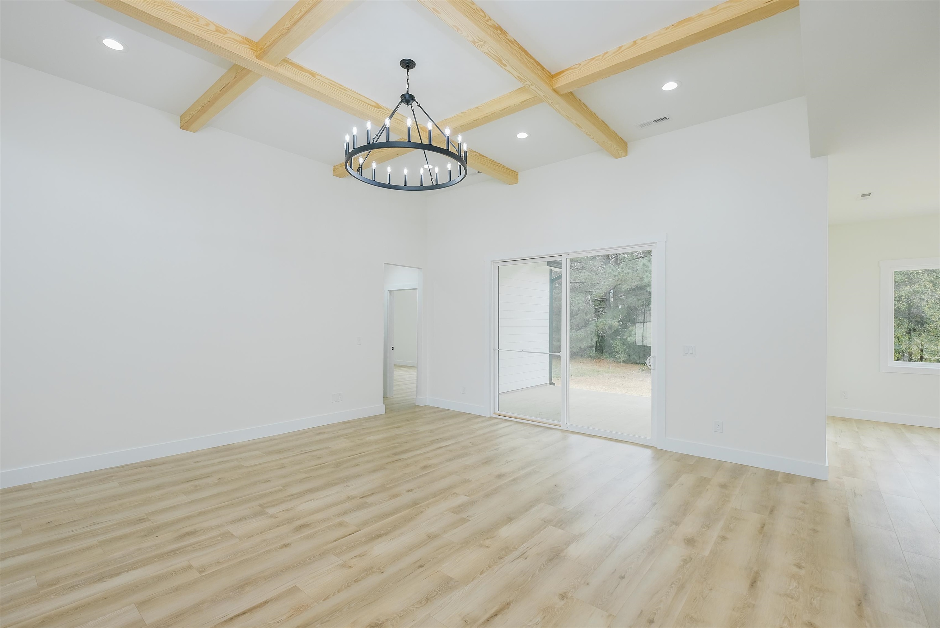 1716 Davis Road Woodruff, SC 29388 - Photo 4 of 36