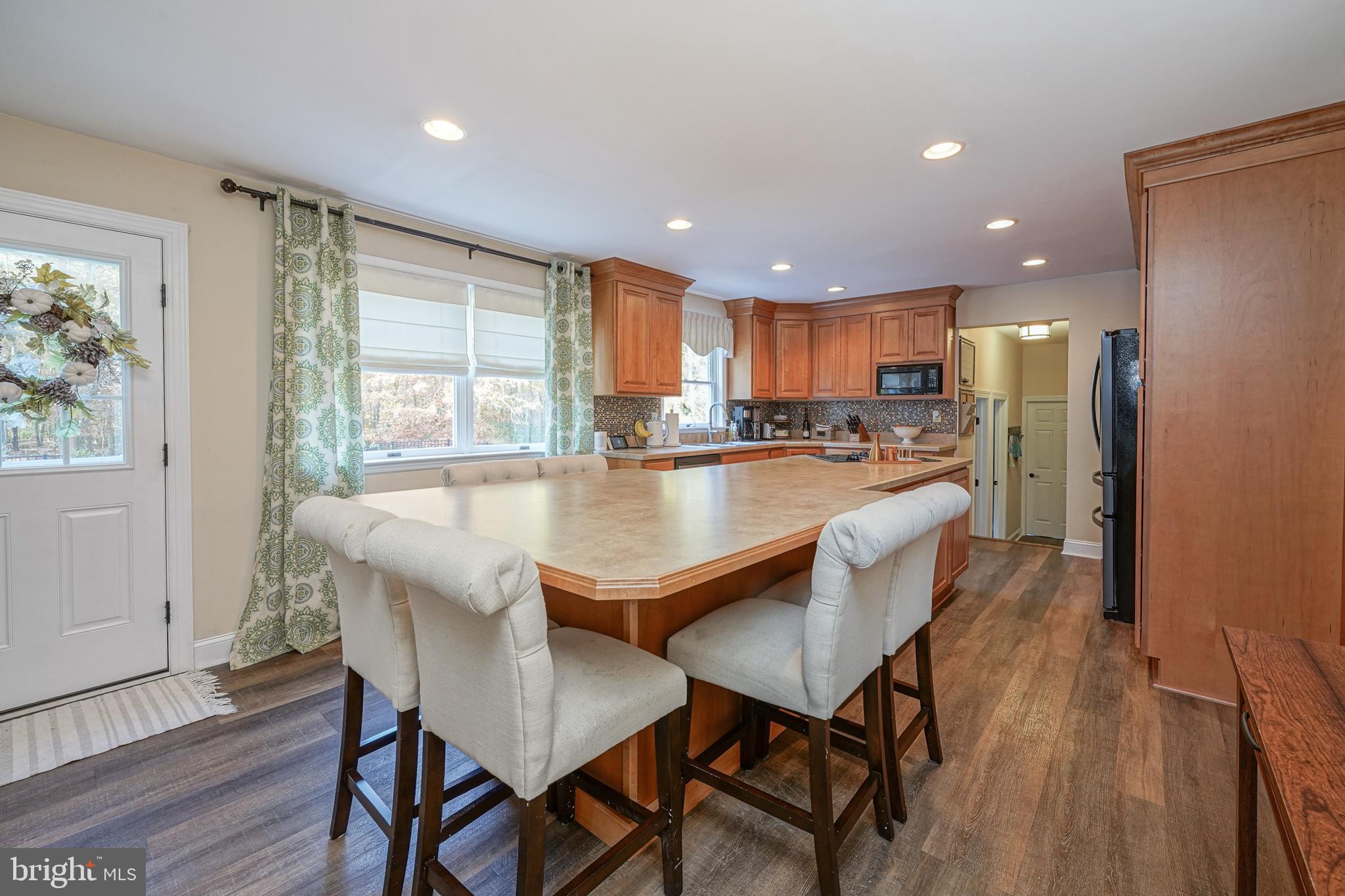 656 McKendimen Road Shamong, NJ 08088 - Photo 16 of 60 Gourmet Kitchen