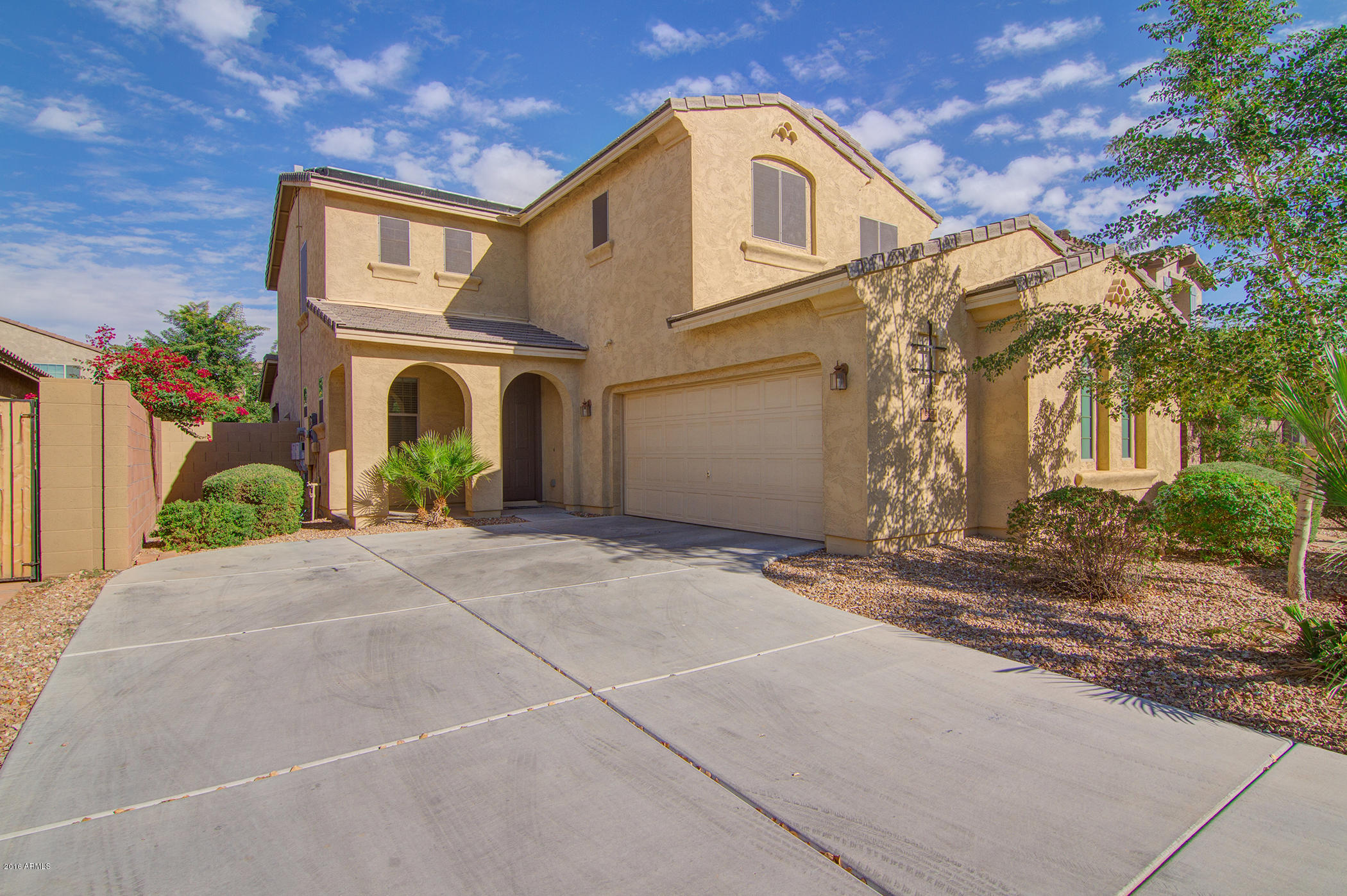 850 East Del Rio Street Chandler, AZ 85225 - Photo 1 of 42 Front 1a