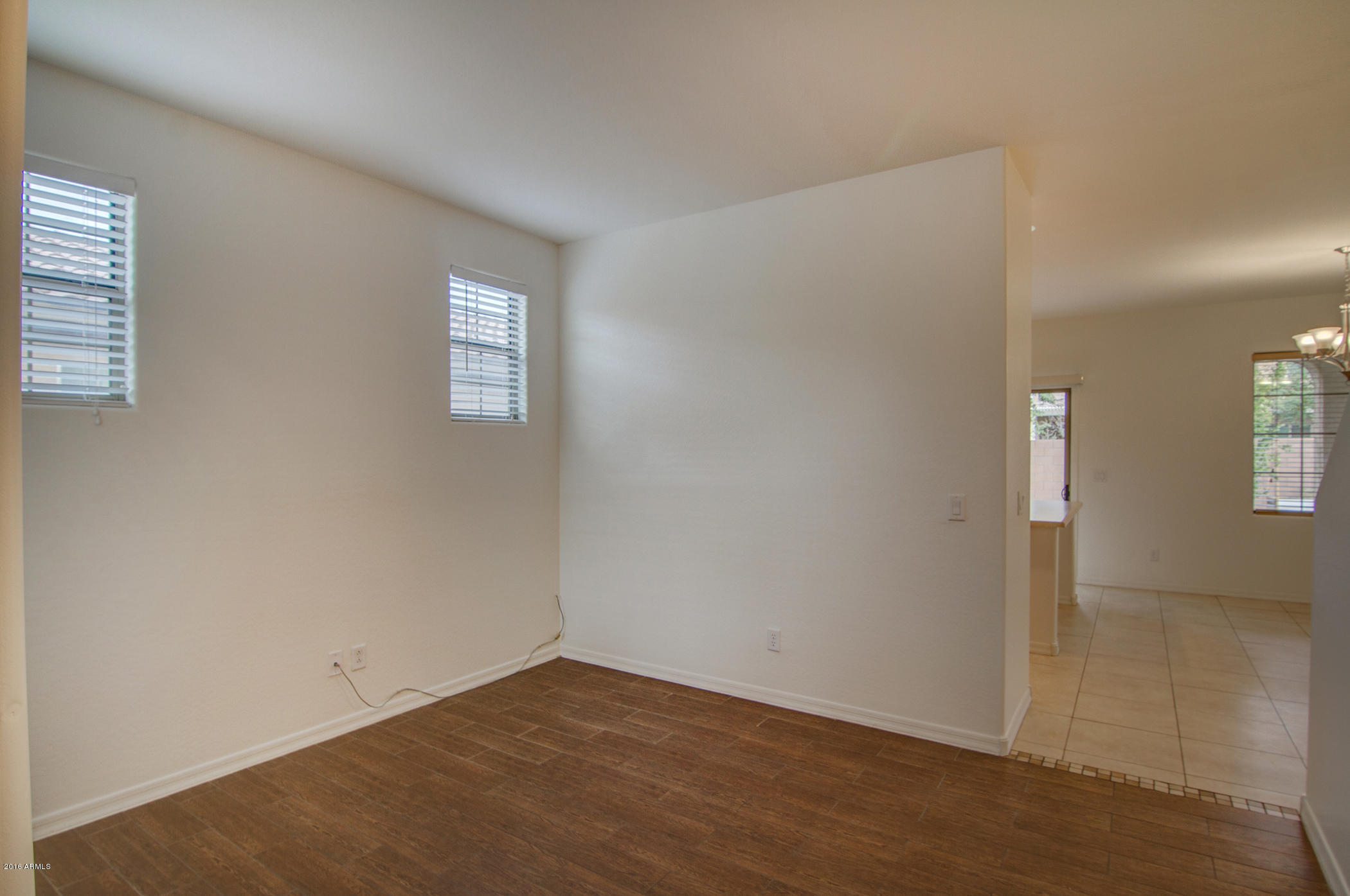 850 East Del Rio Street Chandler, AZ 85225 - Photo 13 of 42 Den/Dining 1a