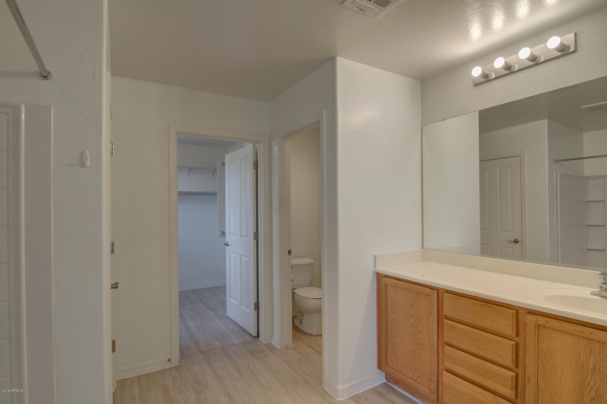 850 East Del Rio Street Chandler, AZ 85225 - Photo 28 of 42 Master Bath 1a