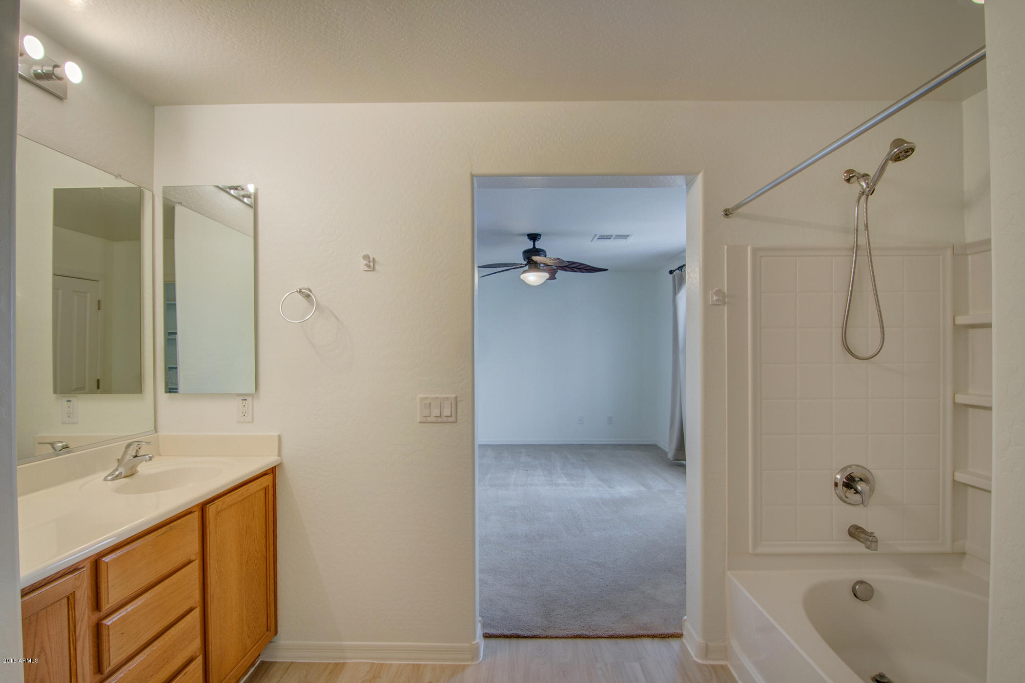850 East Del Rio Street Chandler, AZ 85225 - Photo 29 of 42 Master Bath 1b