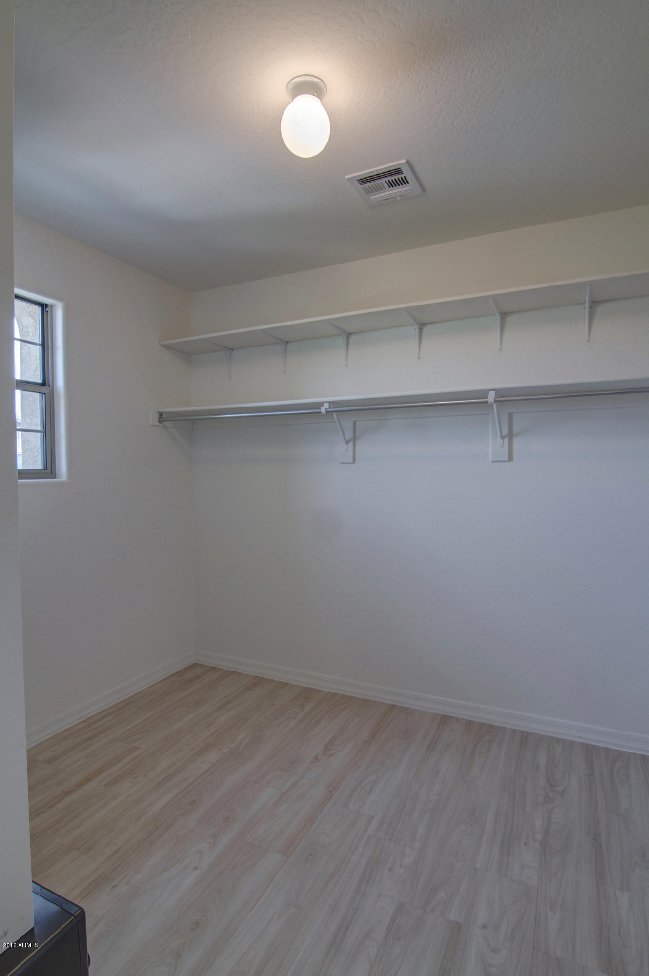 850 East Del Rio Street Chandler, AZ 85225 - Photo 32 of 42 Master Closet