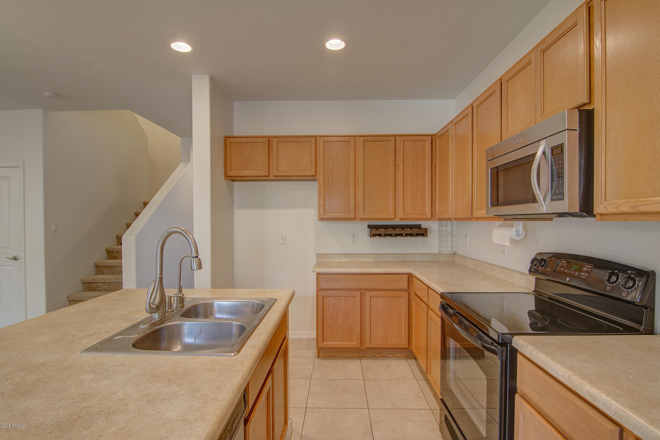 850 East Del Rio Street Chandler, AZ 85225 - Photo 5 of 42 Kitchen 1a