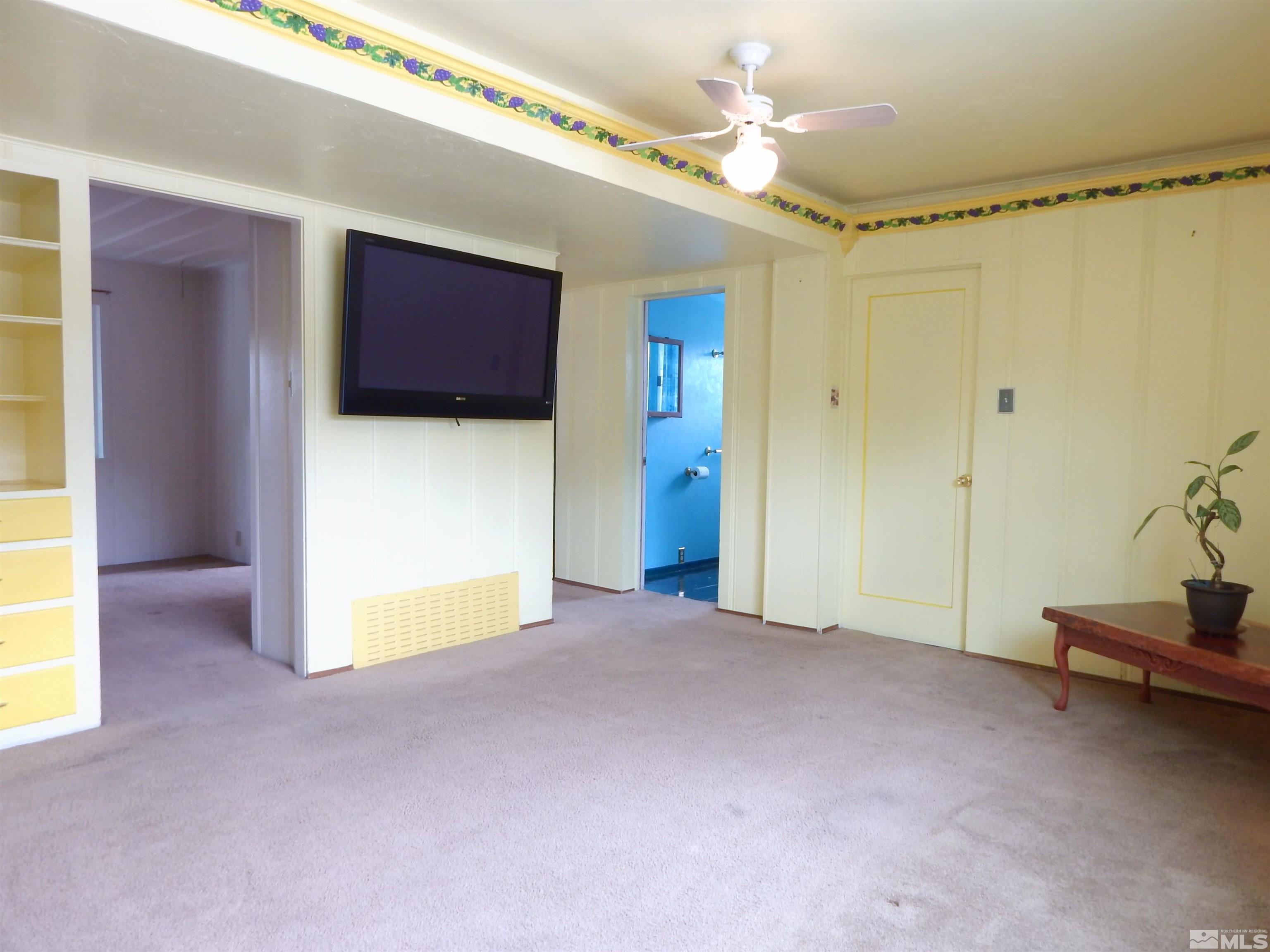 1220 Keystone Avenue Reno, NV 89503 - Photo 8 of 19 Photo 8