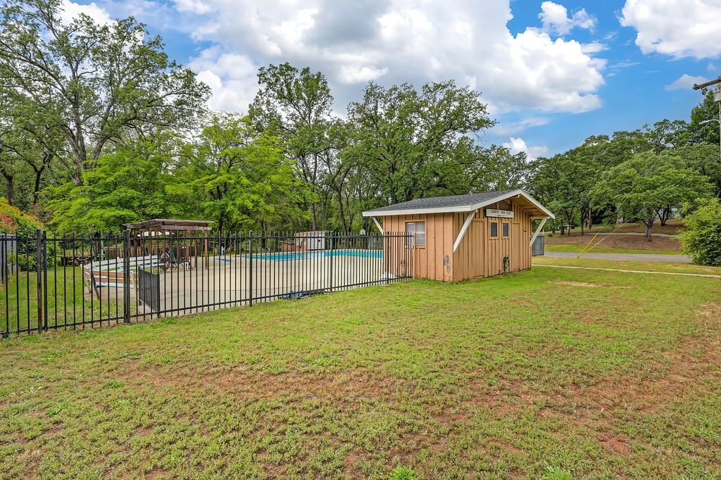 6689 Rhodes Avenue Placerville, CA 95667 - Photo 49 of 60 a view of a backyard