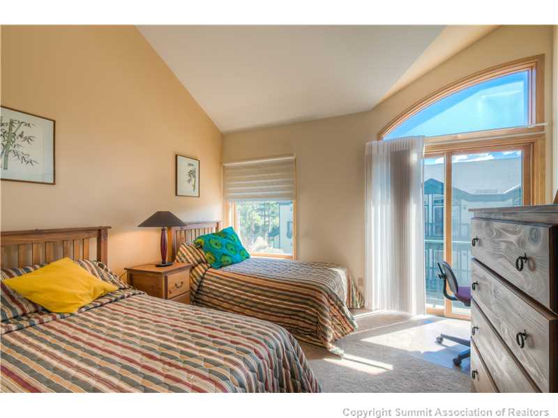 602 4 O Clock Road, Unit 32 Breckenridge, CO 80424 - Photo 17 of 25 Bedroom.