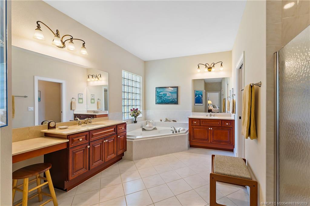 587 Southwest Lost River Road Stuart, FL 34997 - Photo 17 of 35 Gallery Image 17
