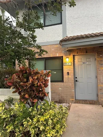 $3,000 | 9831 Riverside Drive, Coral Springs, FL 33071