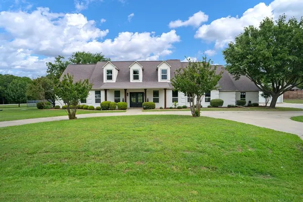 $975,000 | 890 Topaz Lane, Oak Point, TX 75068