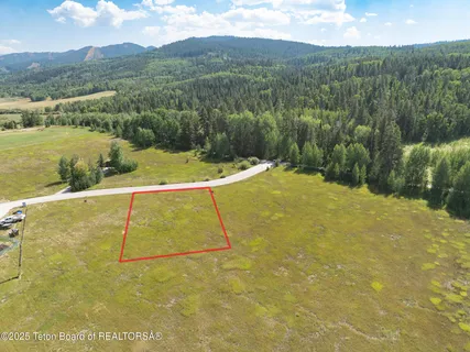 $700,000 | 9966-9944 Hiddenwaters Lane, Victor, ID 83455